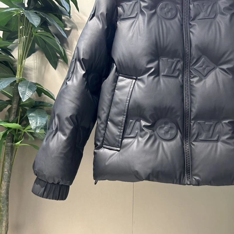 Comfortable Louis Vuitton Down Jackets 139367