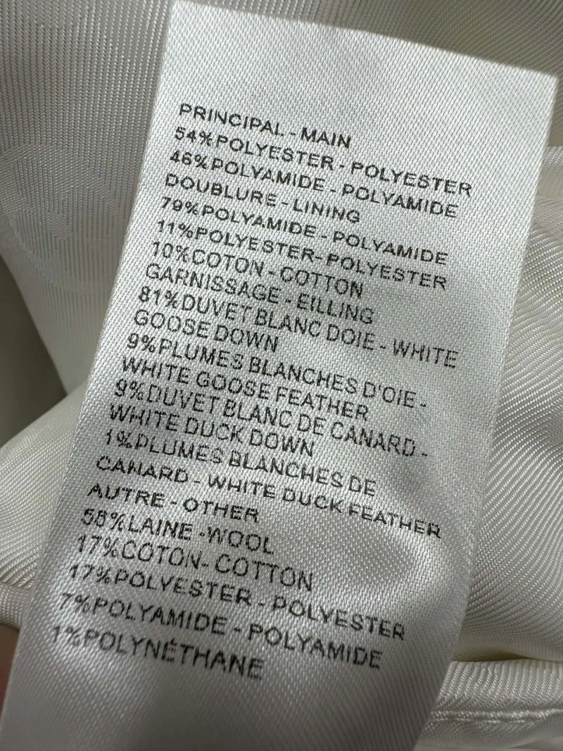 MoistureWicking Louis Vuitton Down Jackets 139360
