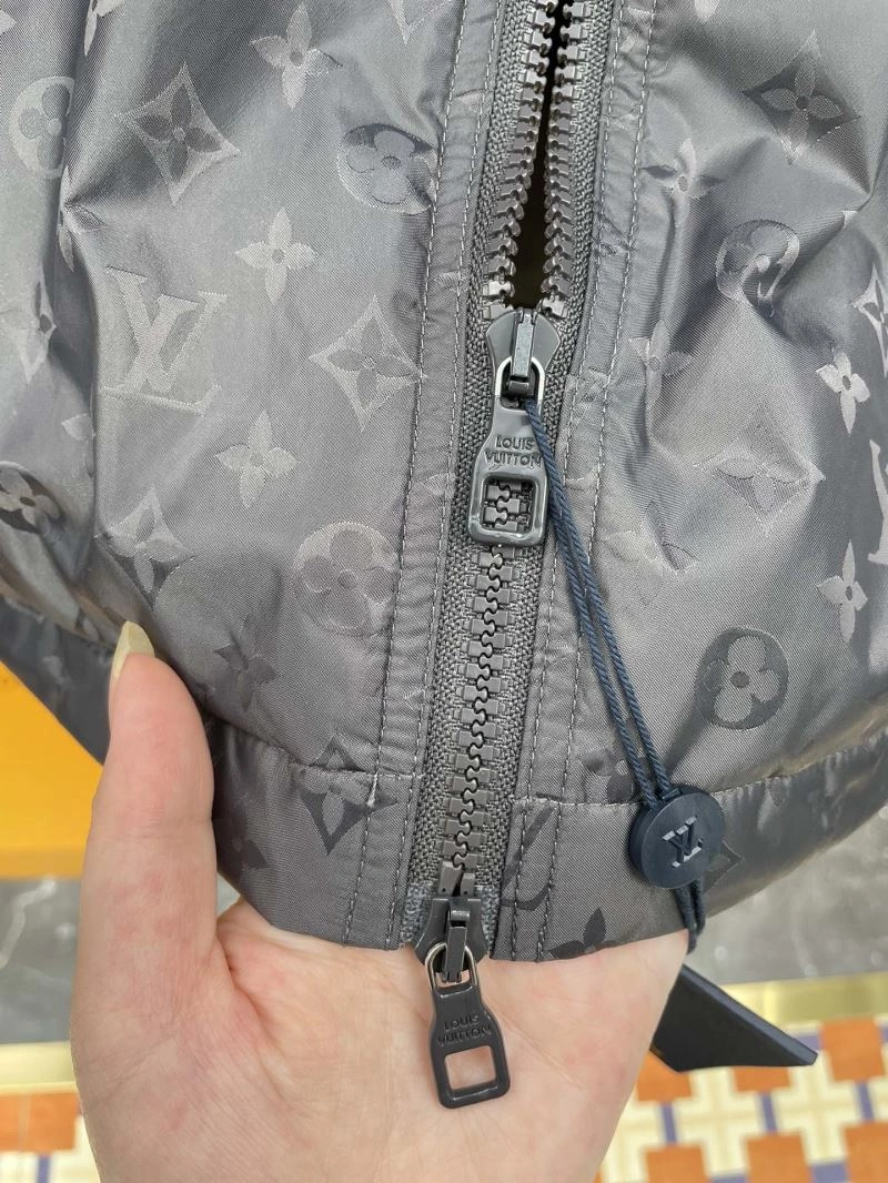 Functional Louis Vuitton Down Jackets 139363