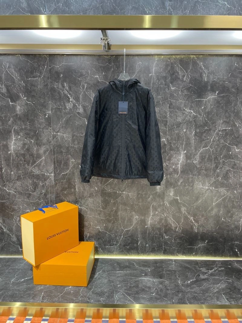 ModernLook Louis Vuitton Down Jackets 139361