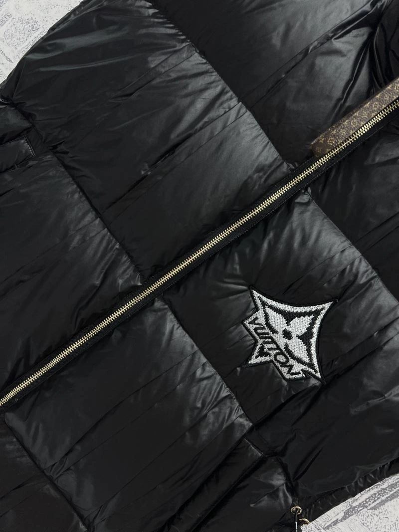 Louis Vuitton Down Jackets Sporty 139270