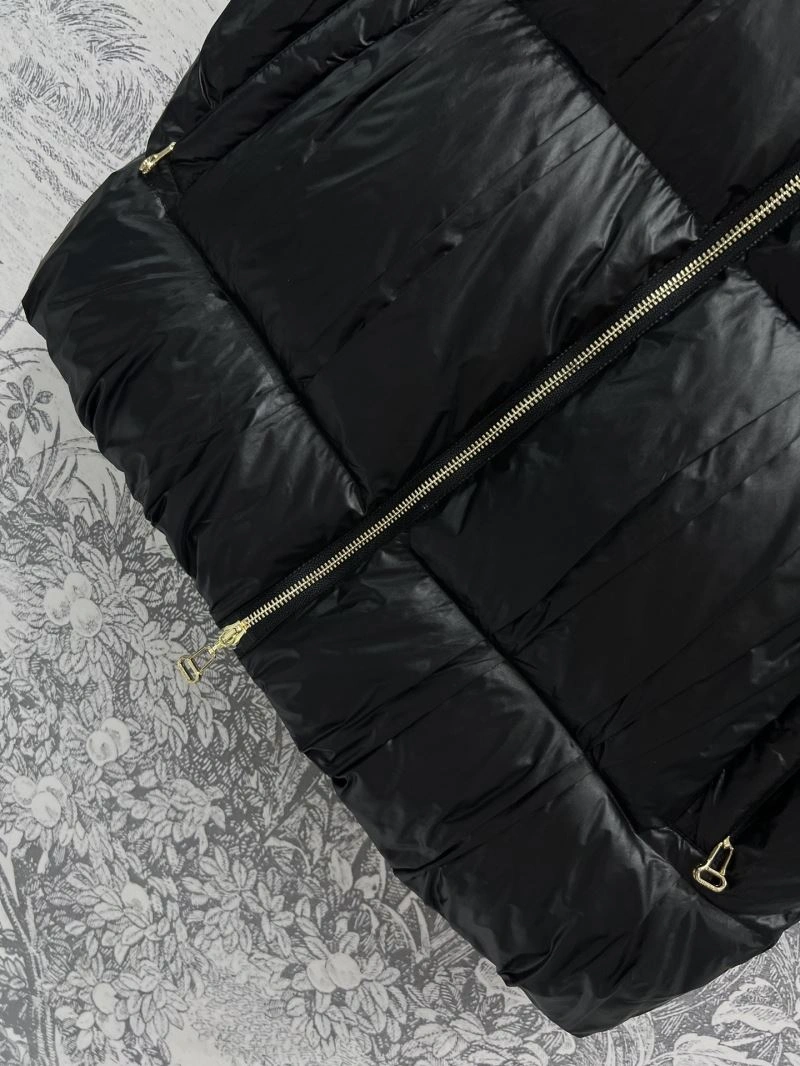 Louis Vuitton Down Jackets Sporty 139270