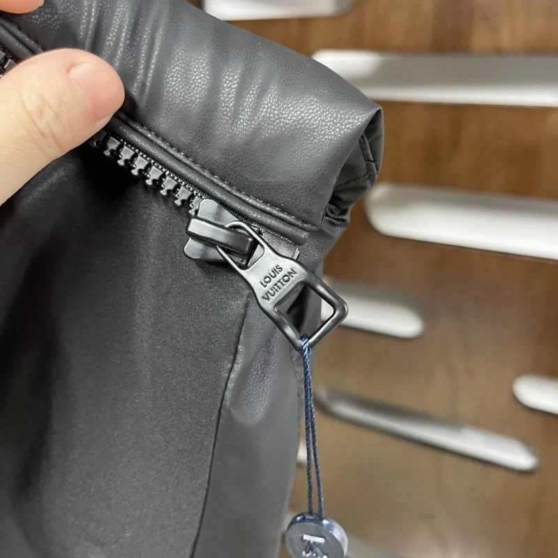 Thermal Louis Vuitton Down Jackets 139266