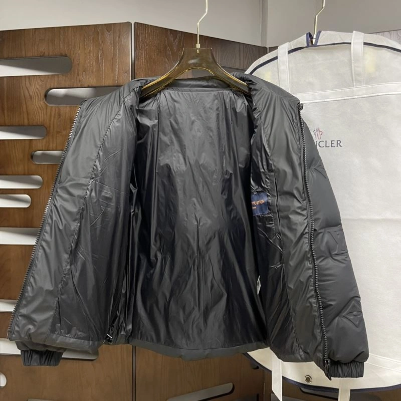 Louis Vuitton Down Jackets Sporty 139263