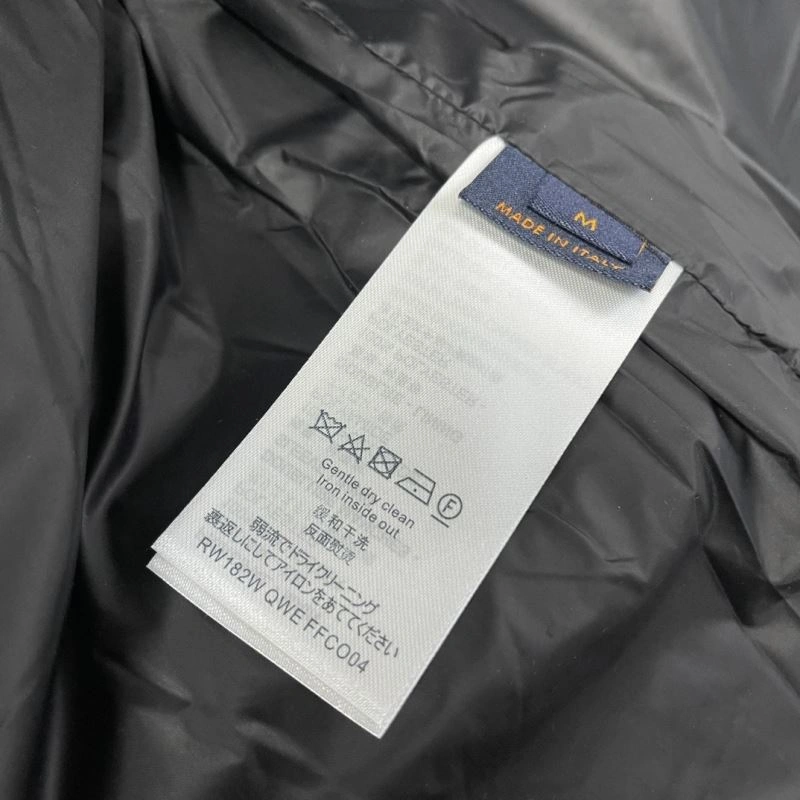Louis Vuitton Down Jackets Sporty 139263