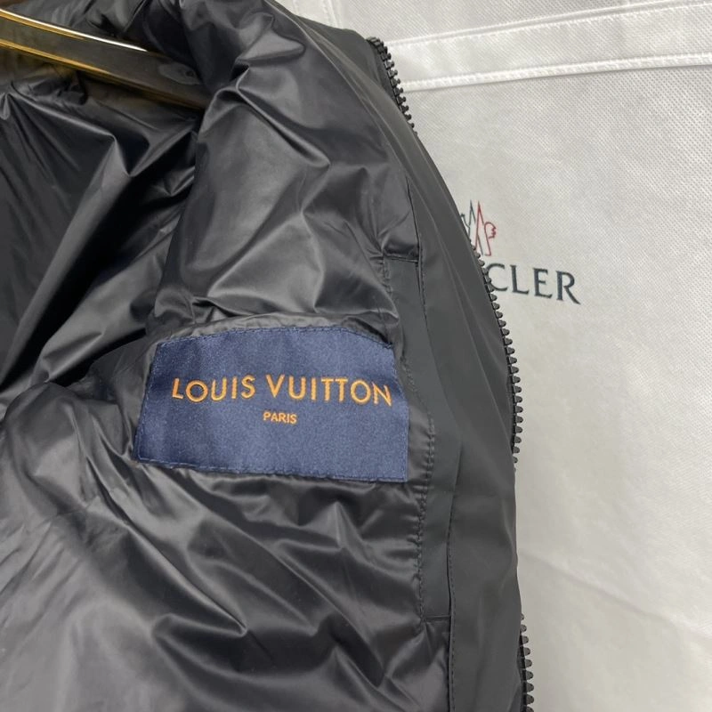 Louis Vuitton Down Jackets Sporty 139263