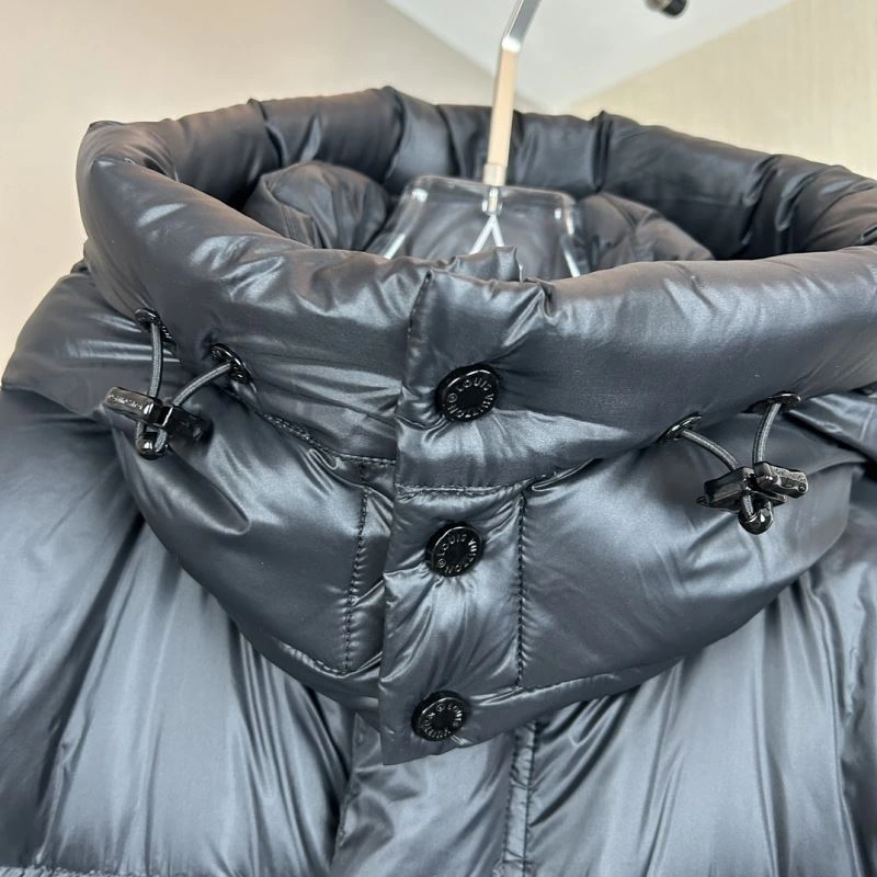 Sustainable Louis Vuitton Down Jackets 139257