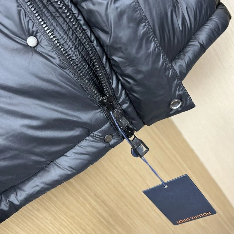 Sustainable Louis Vuitton Down Jackets 139257