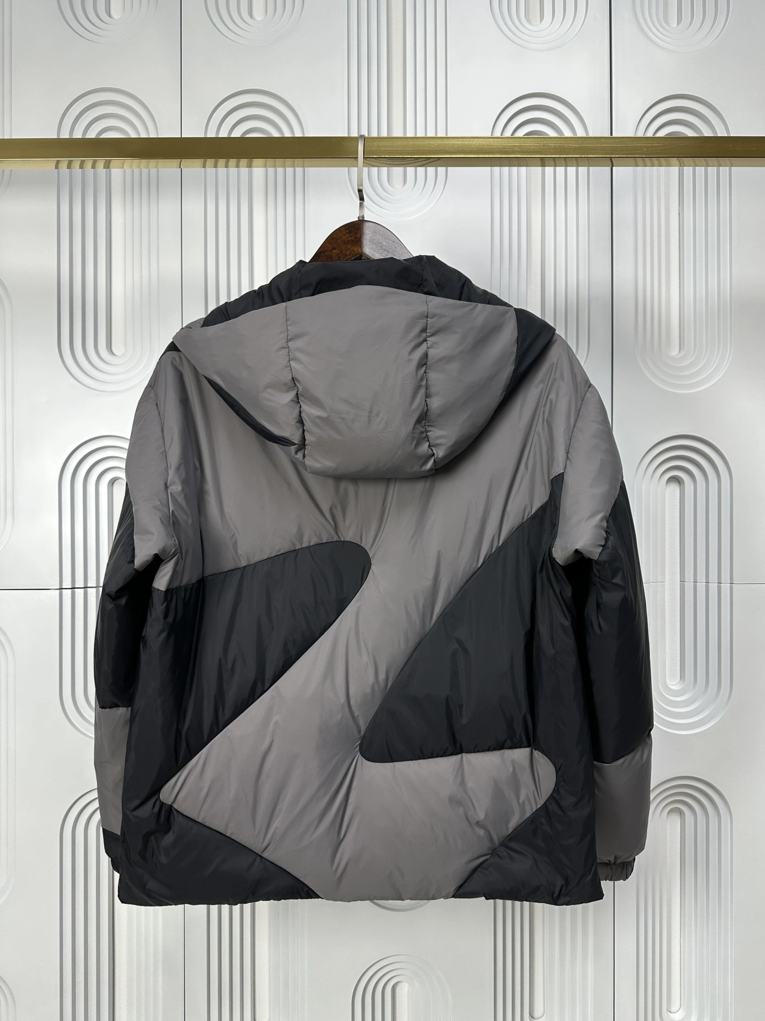Upgraded Louis Vuitton Down Jackets 139440