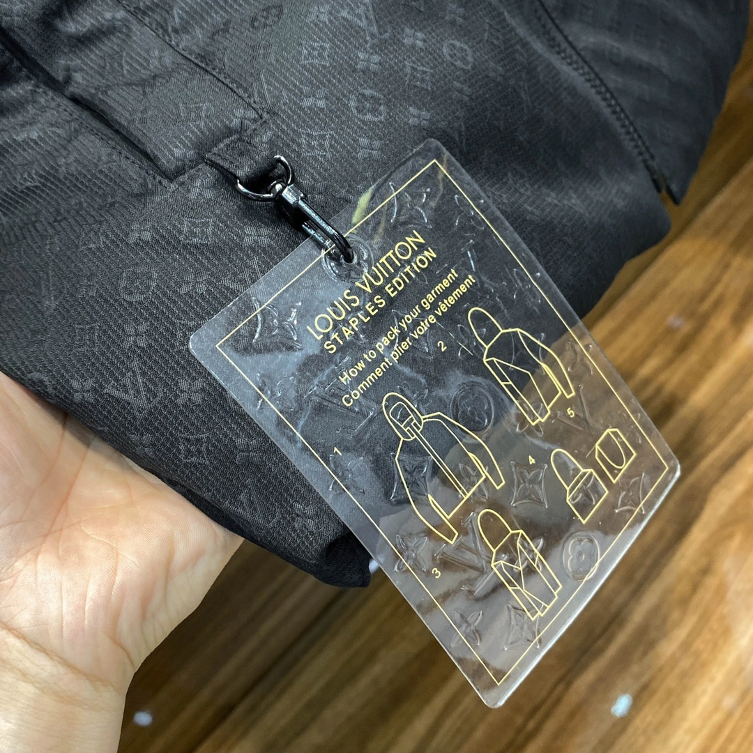 Louis Vuitton Down Jackets Lightweight 139424