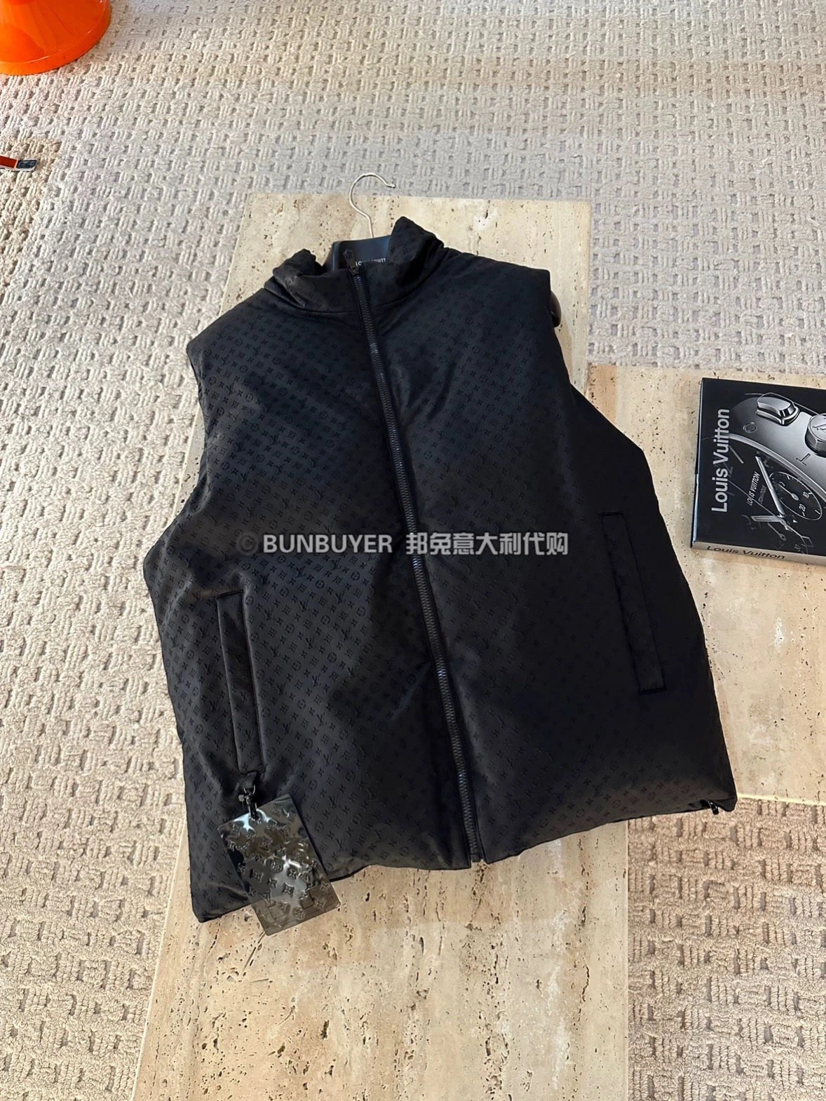 Louis Vuitton Down Jackets Casual 139417