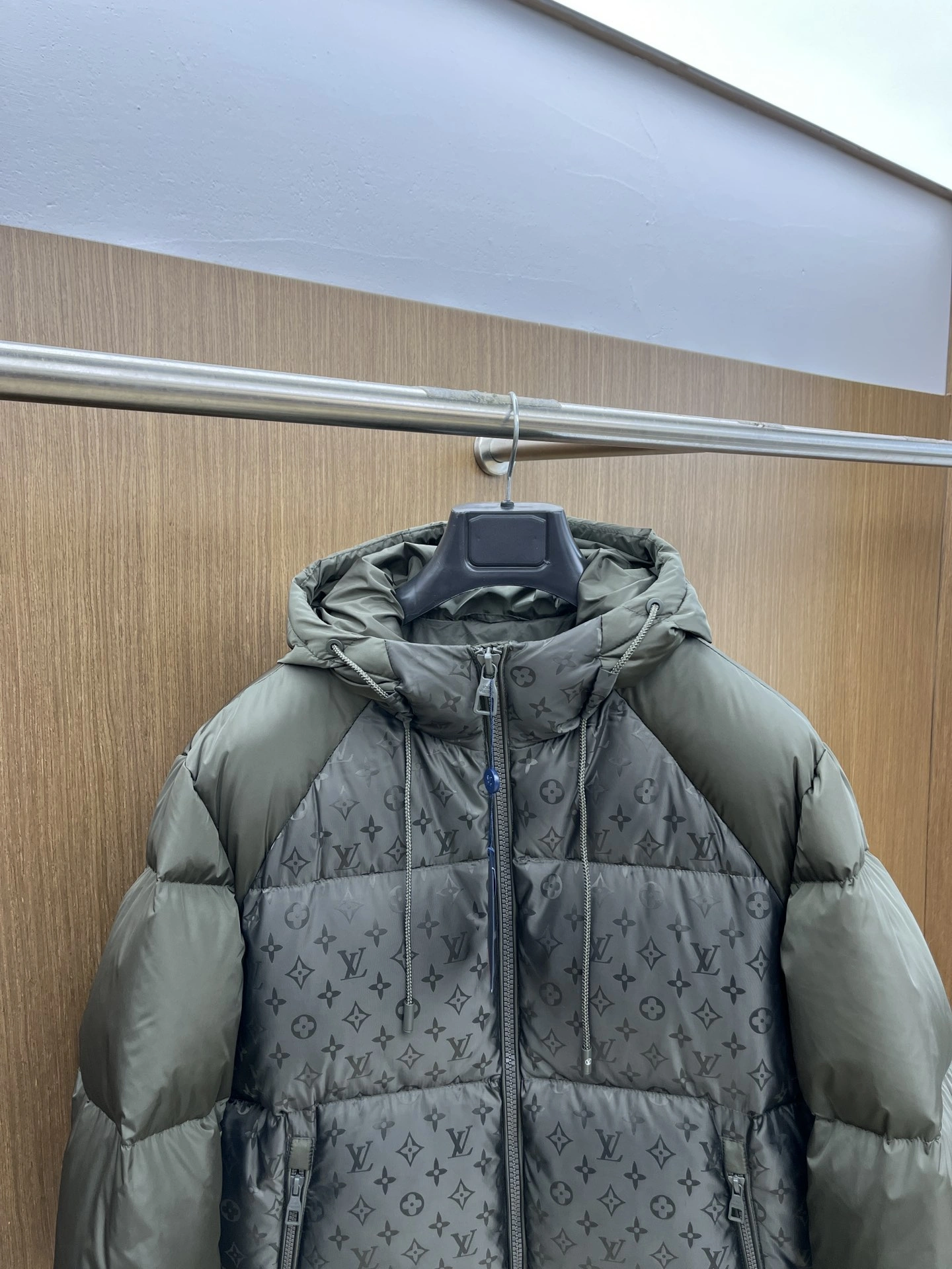 Louis Vuitton Down Jackets Lightweight 139434