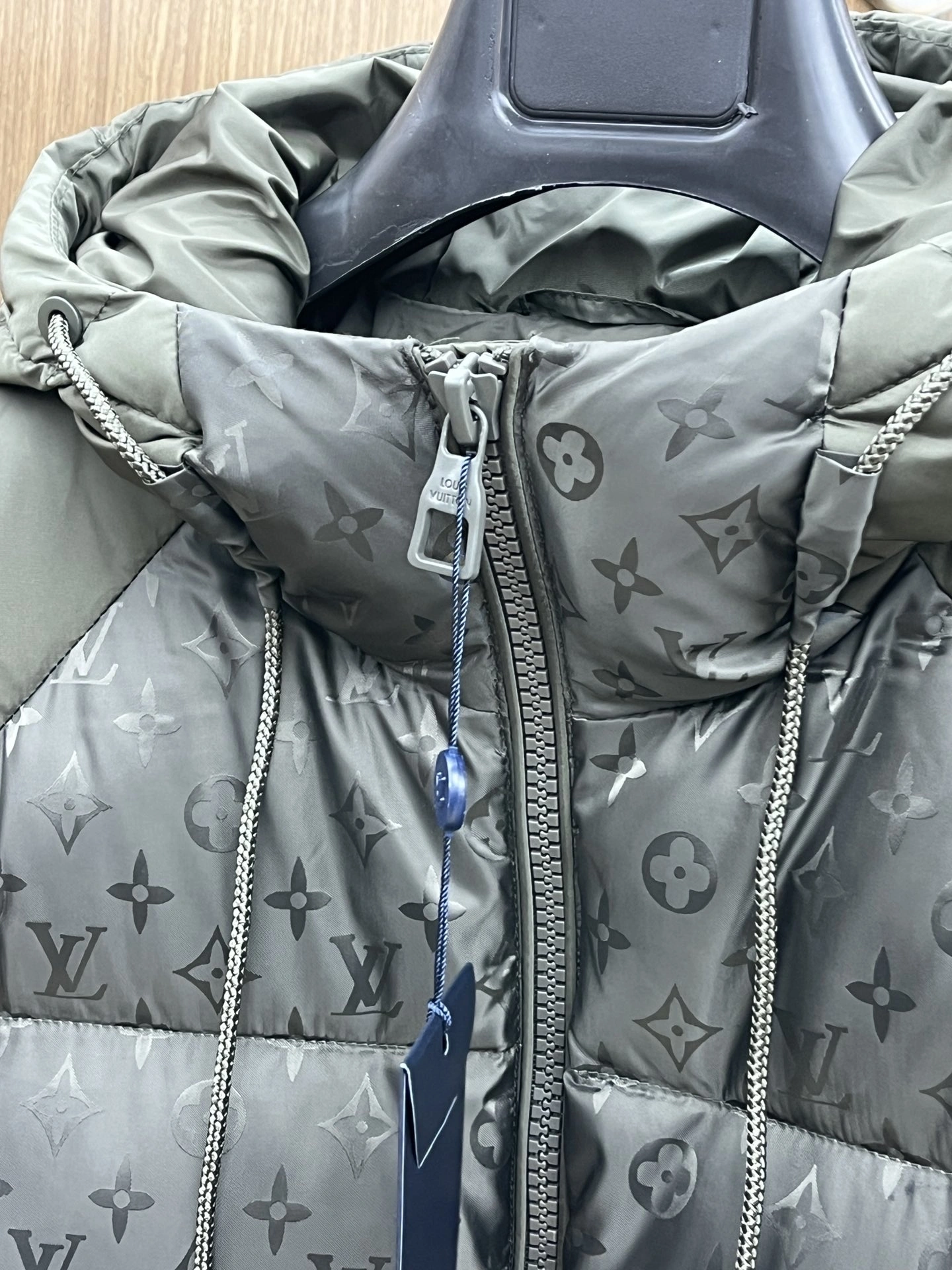 Louis Vuitton Down Jackets Lightweight 139434