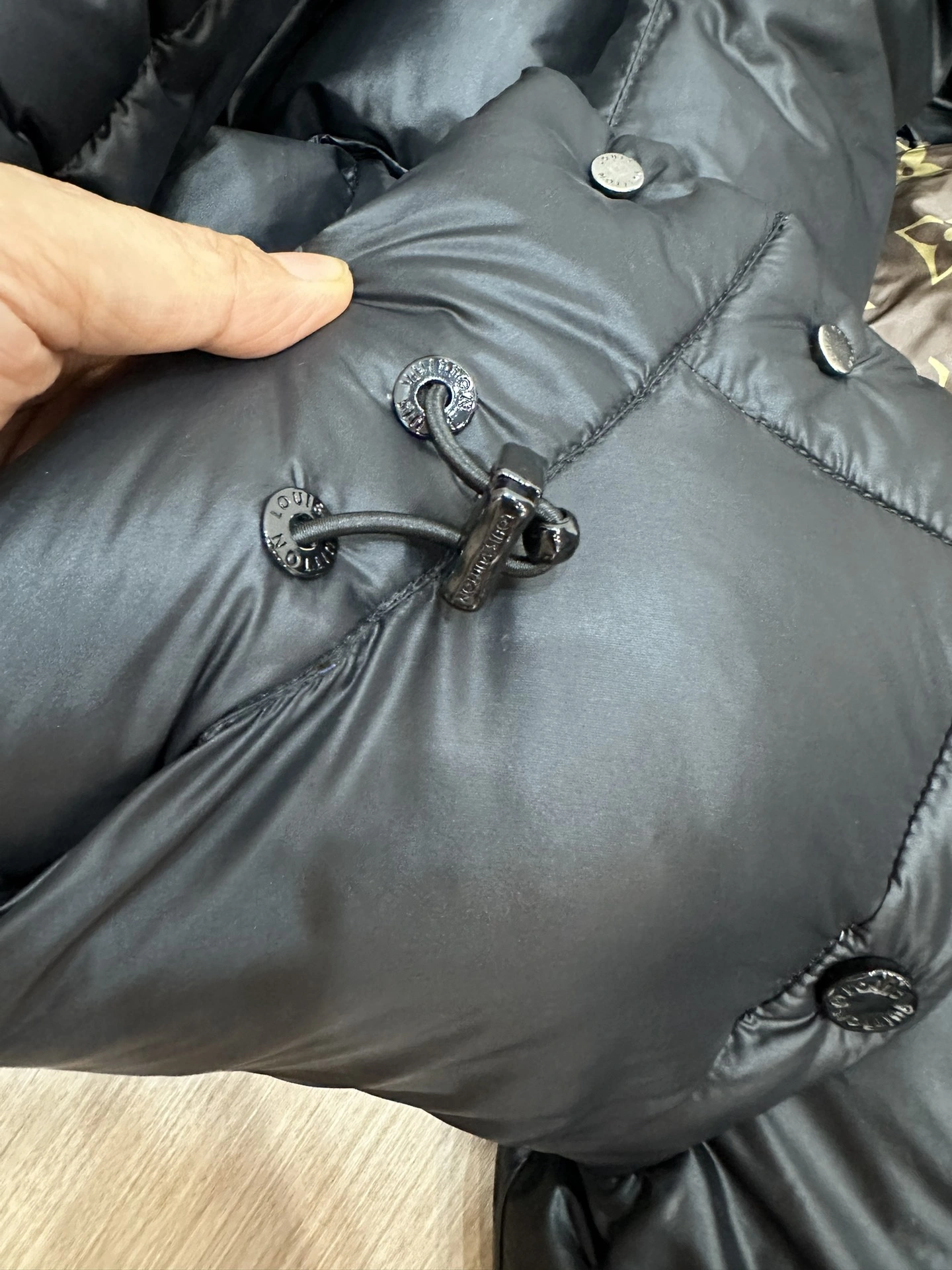 Louis Vuitton Down Jackets FastDry 139427