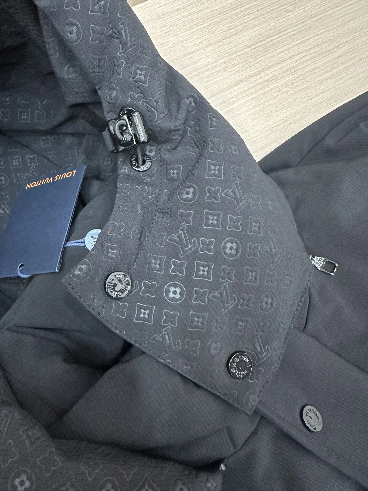 Bright Louis Vuitton Down Jackets 139428