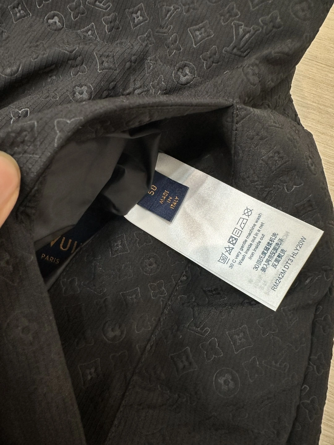 Seasonal Louis Vuitton Down Jackets 130351