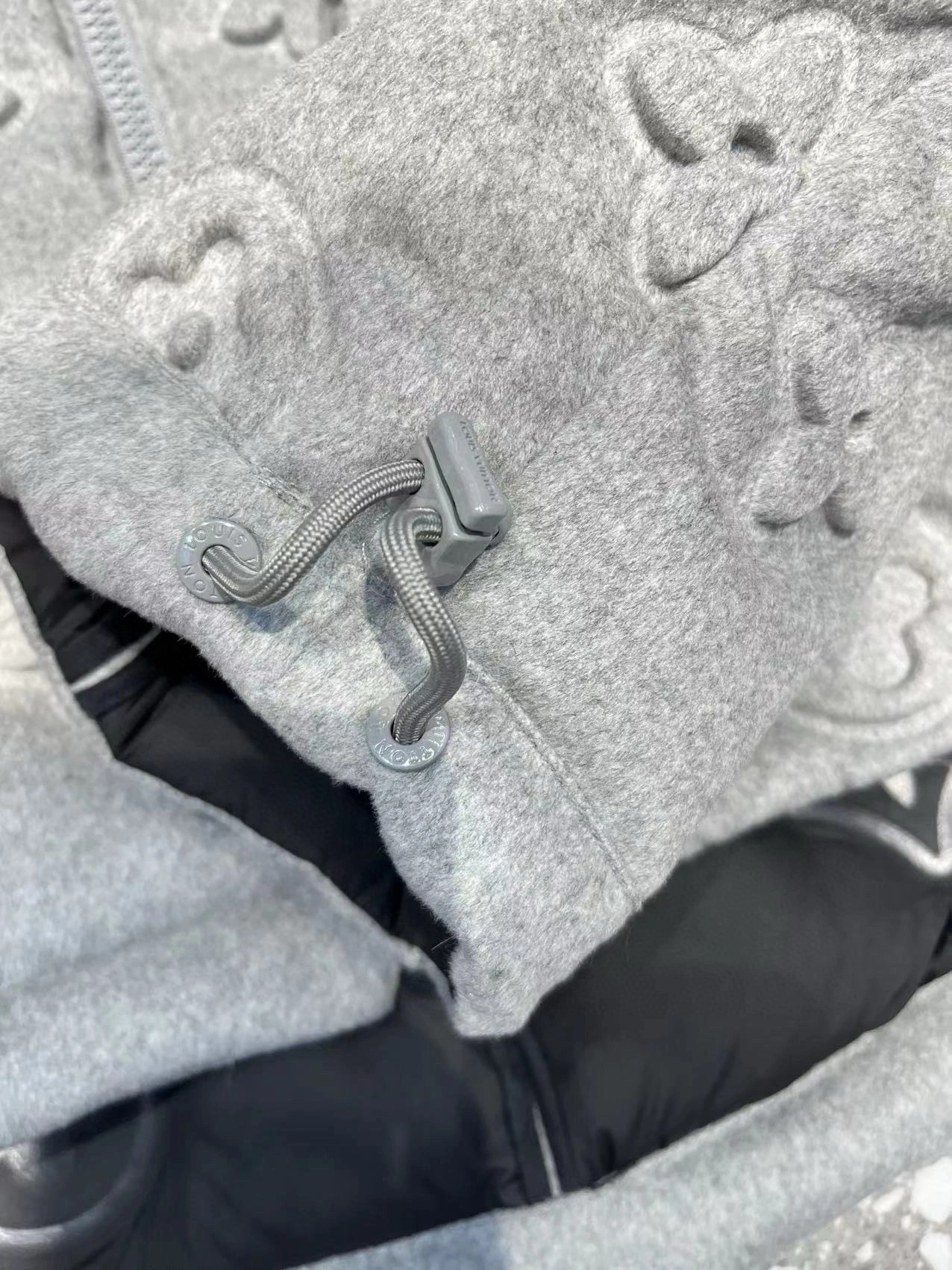 Louis Vuitton Down Jackets Affordable 139419