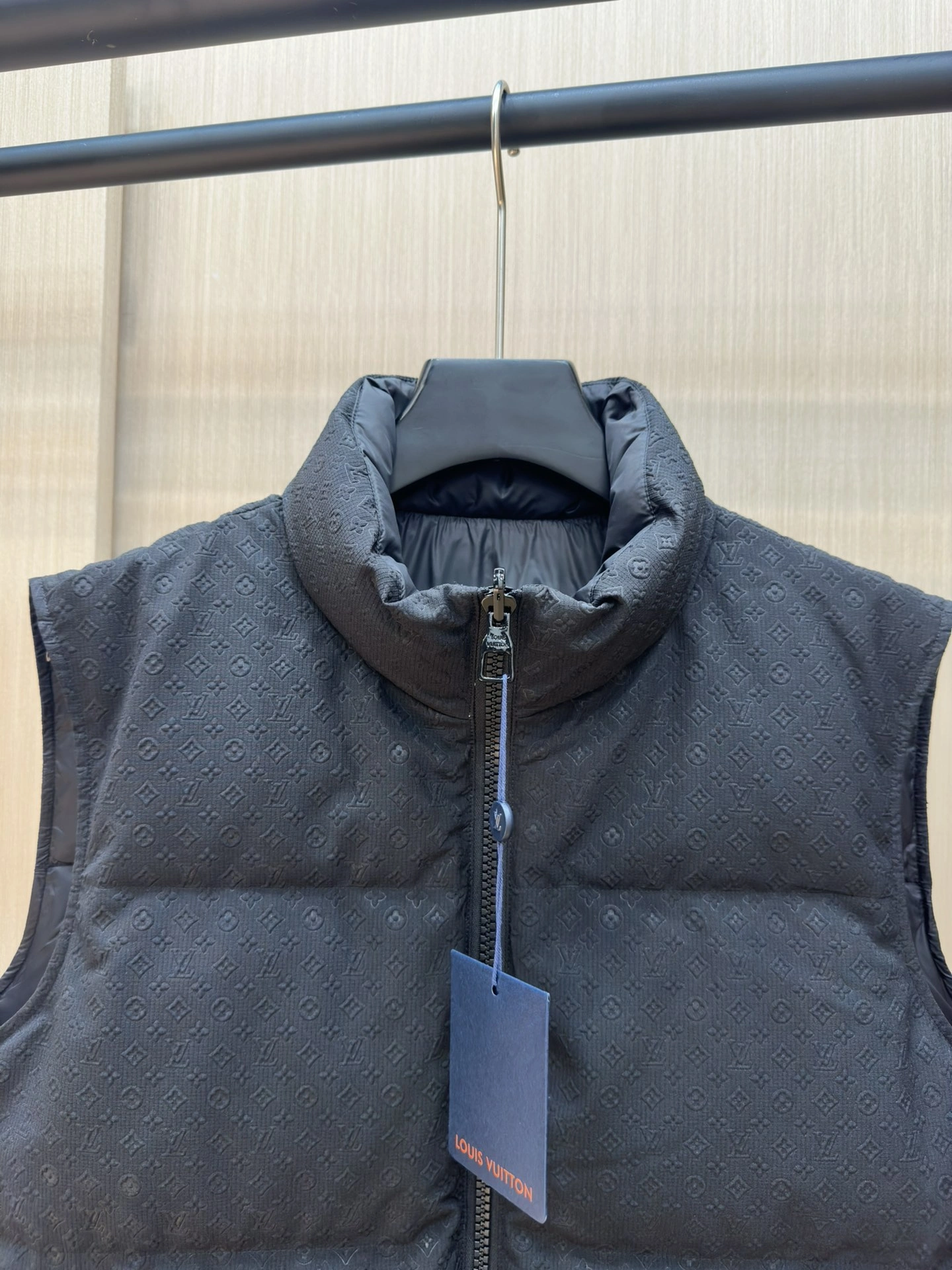 TravelReady Louis Vuitton Down Jackets 139422