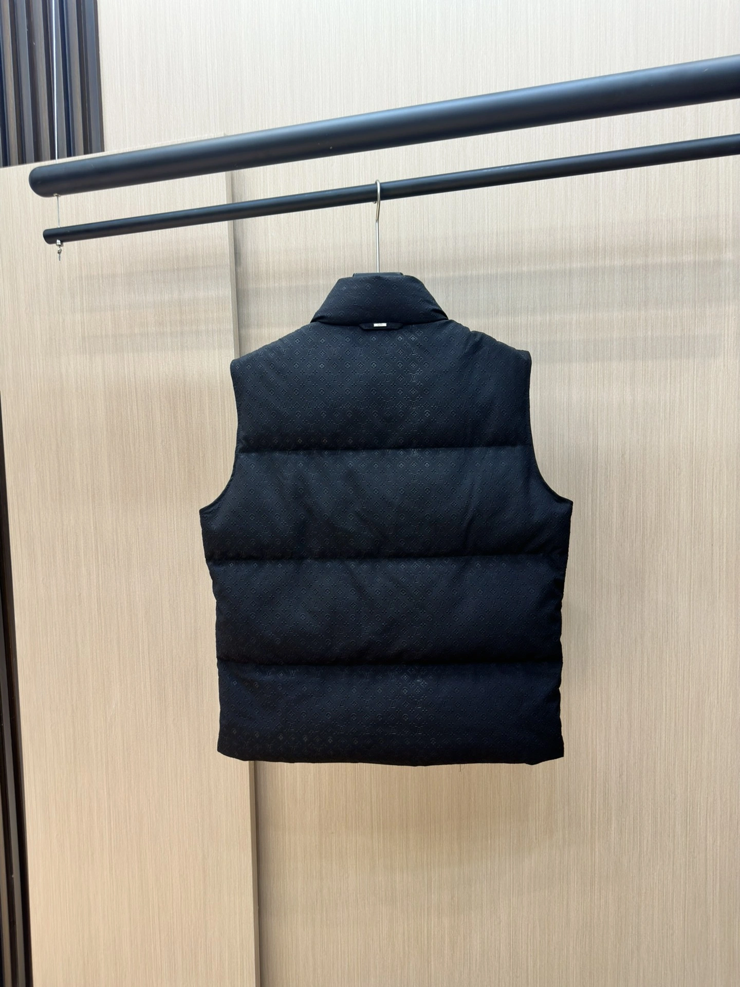 TravelReady Louis Vuitton Down Jackets 139422