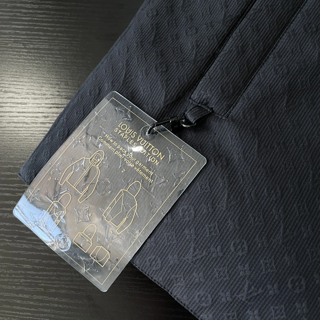Louis Vuitton Down Jackets Neat 139436