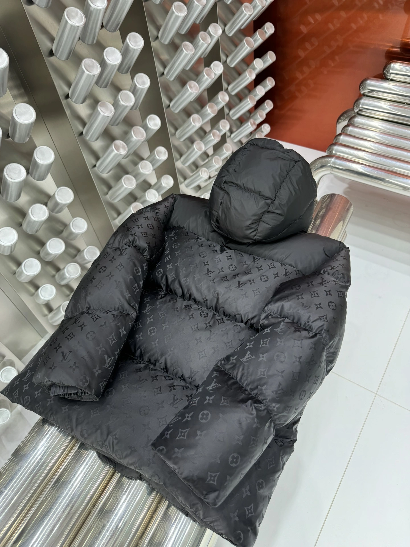 Louis Vuitton Down Jackets Supportive 139412