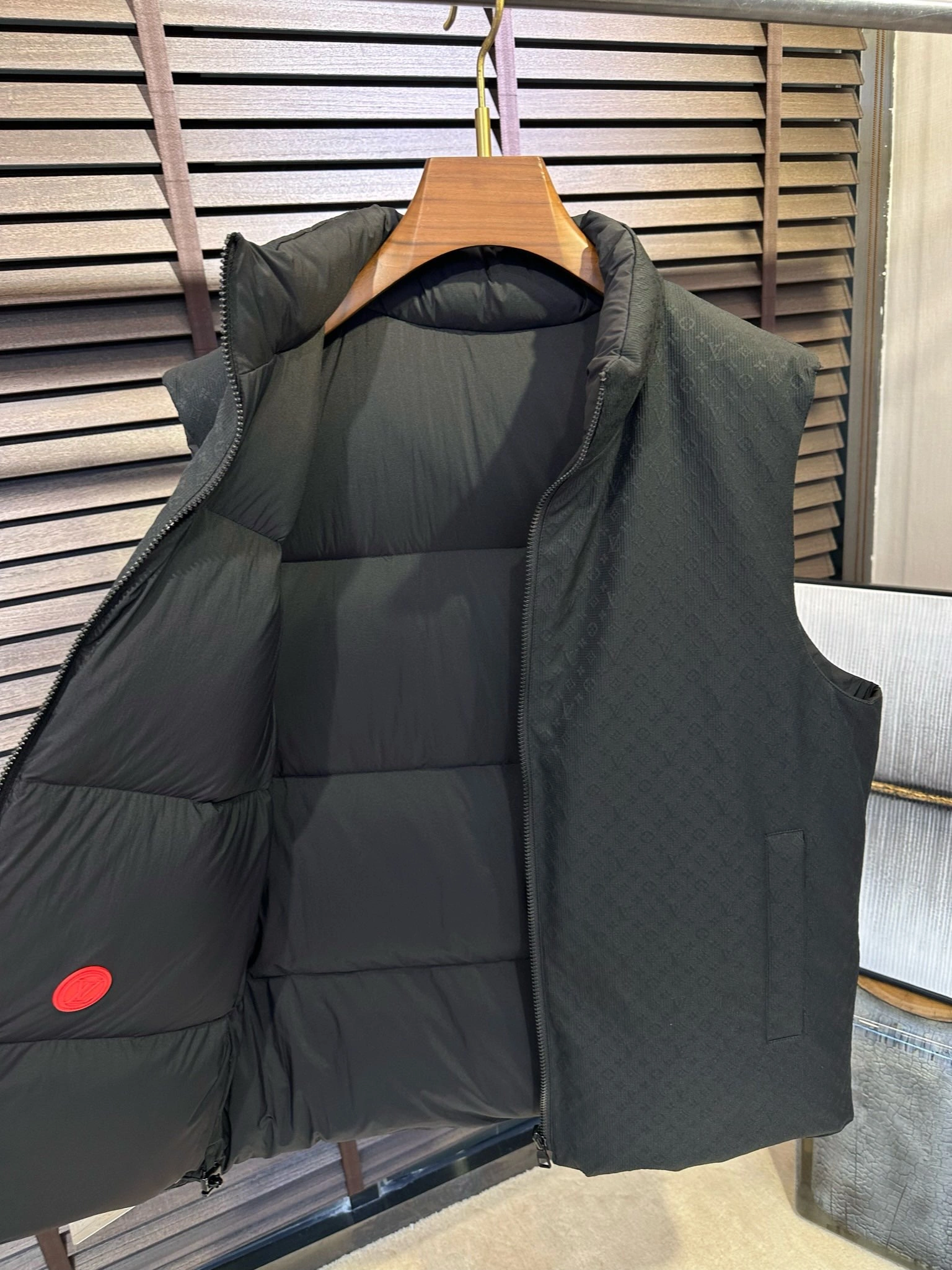Louis Vuitton Down Jackets FastDry 139410