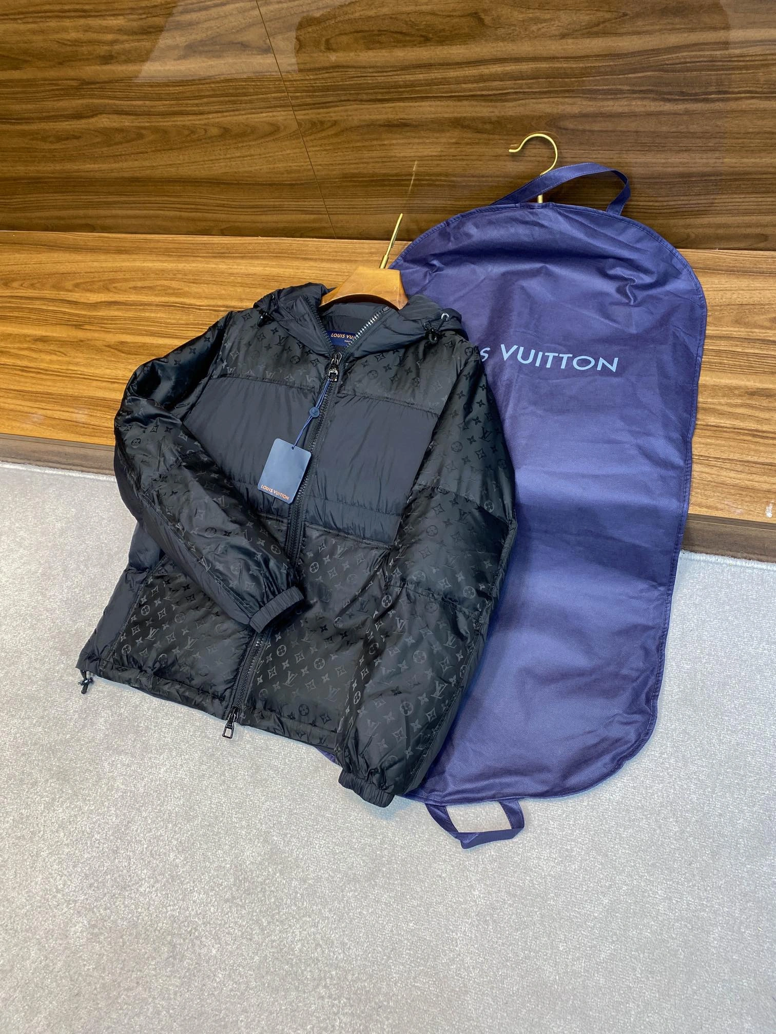 Louis Vuitton Down Jackets Refined 139408
