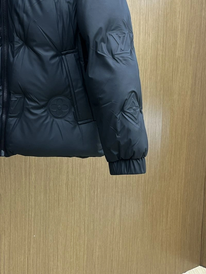 Louis Vuitton Down Jackets Snug 139354