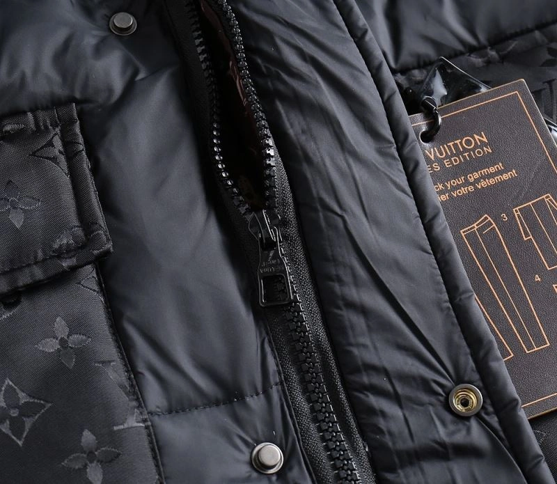 Stretchable Louis Vuitton Down Jackets 139353