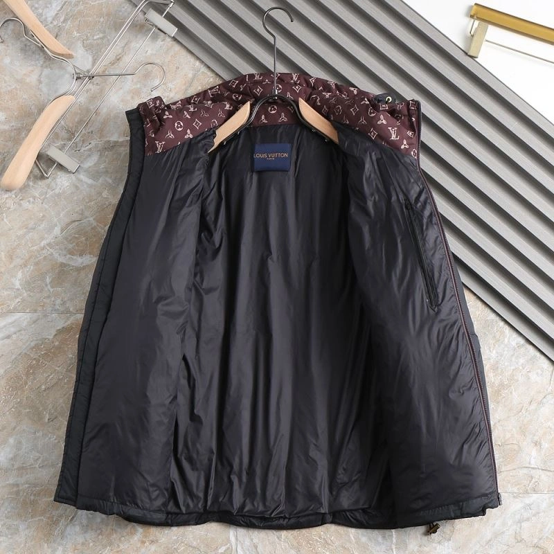 Functional Louis Vuitton Down Jackets 139352