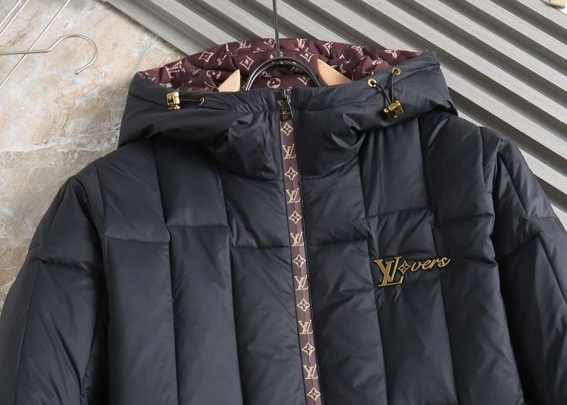 Functional Louis Vuitton Down Jackets 139352