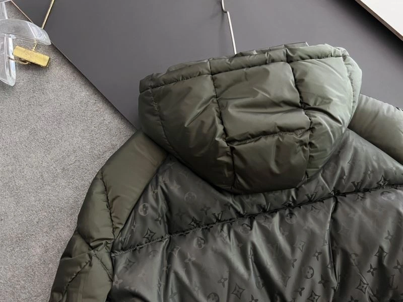SunProtective Louis Vuitton Down Jackets 139333