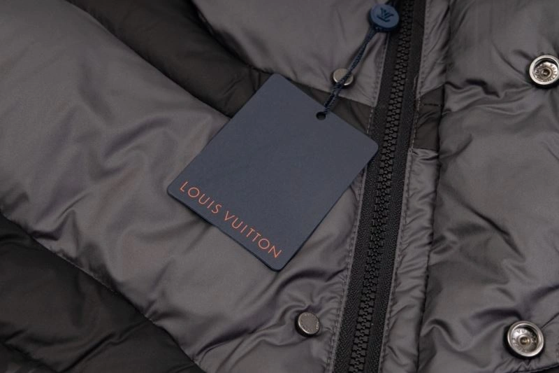 Louis Vuitton Down Jackets FashionForward 139336