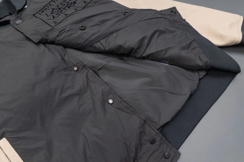 Louis Vuitton Down Jackets EyeCatching 139323