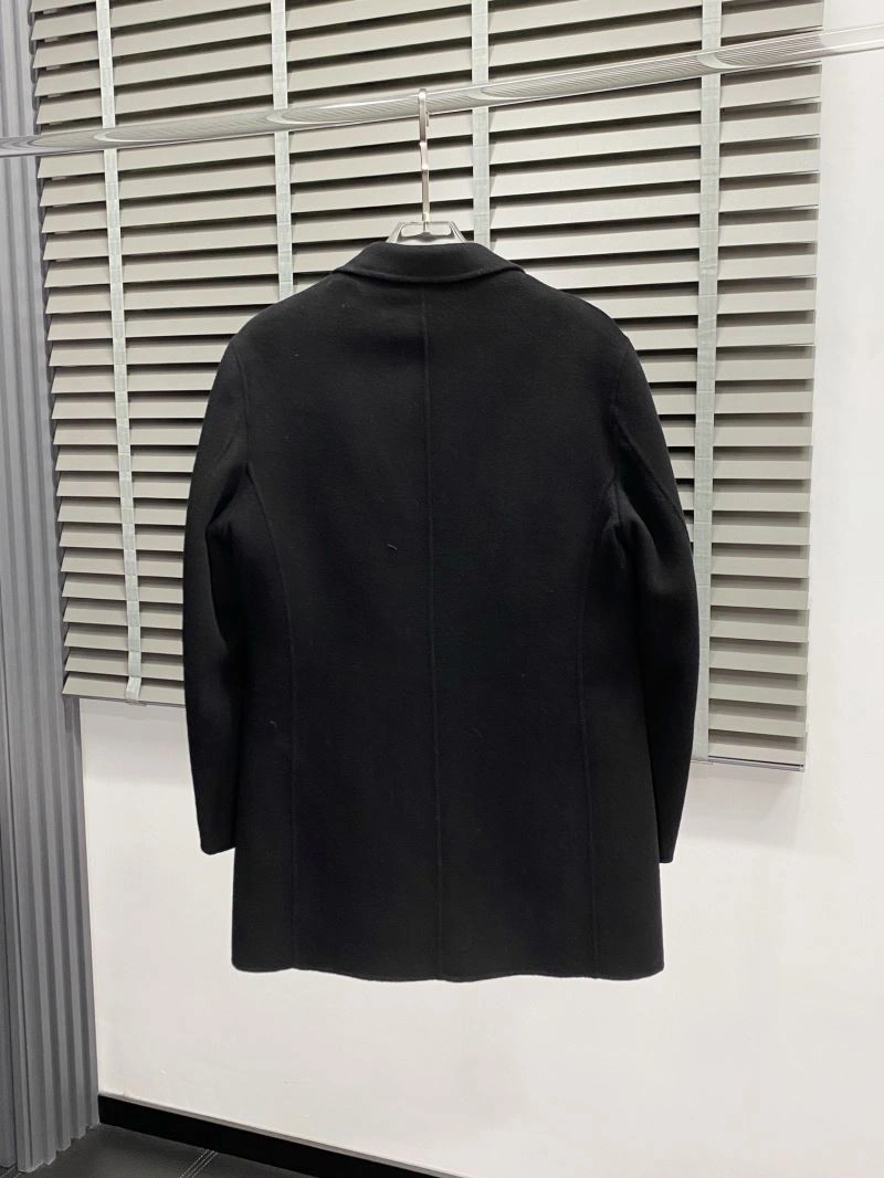Classic Louis Vuitton Down Jackets 139321