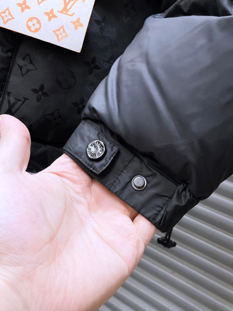 Versatile Louis Vuitton Down Jackets 139315