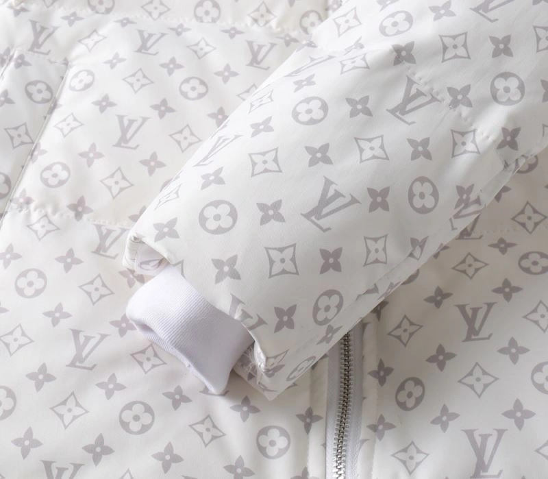 SmartChoice Louis Vuitton Down Jackets 139304