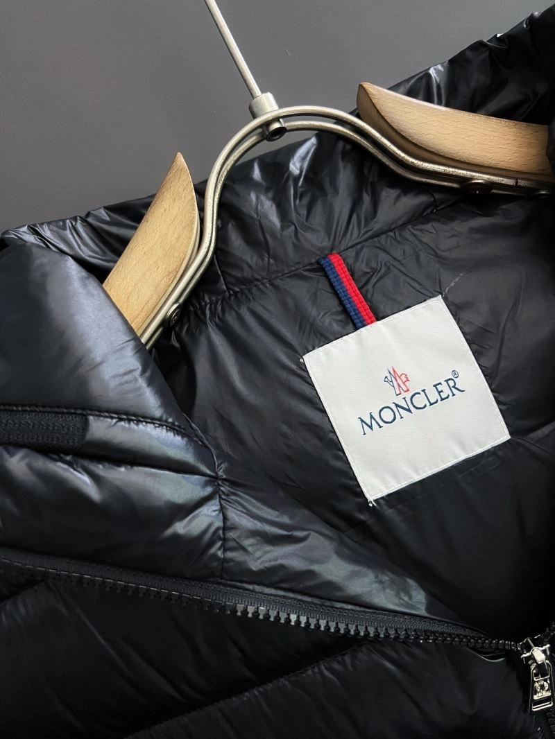 Unisex Louis Vuitton Down Jackets 139303
