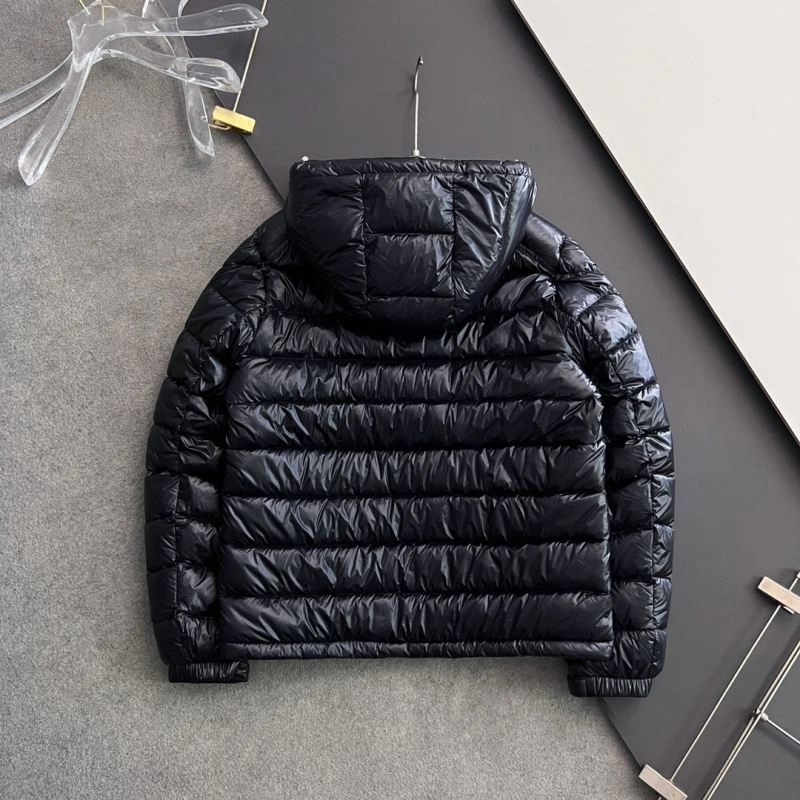 Unisex Louis Vuitton Down Jackets 139303