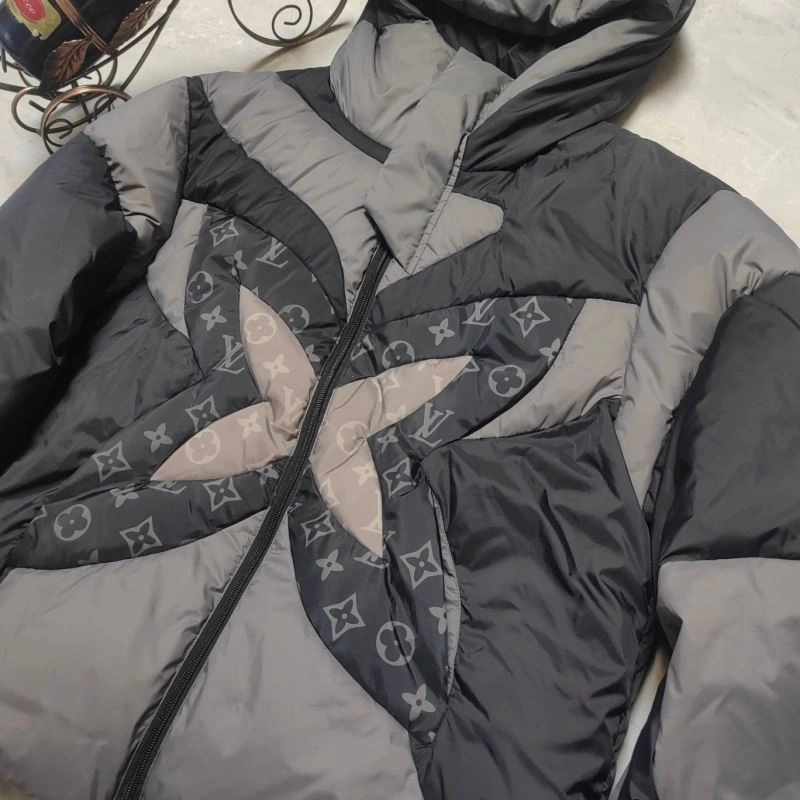 Trendsetting Louis Vuitton Down Jackets 139302