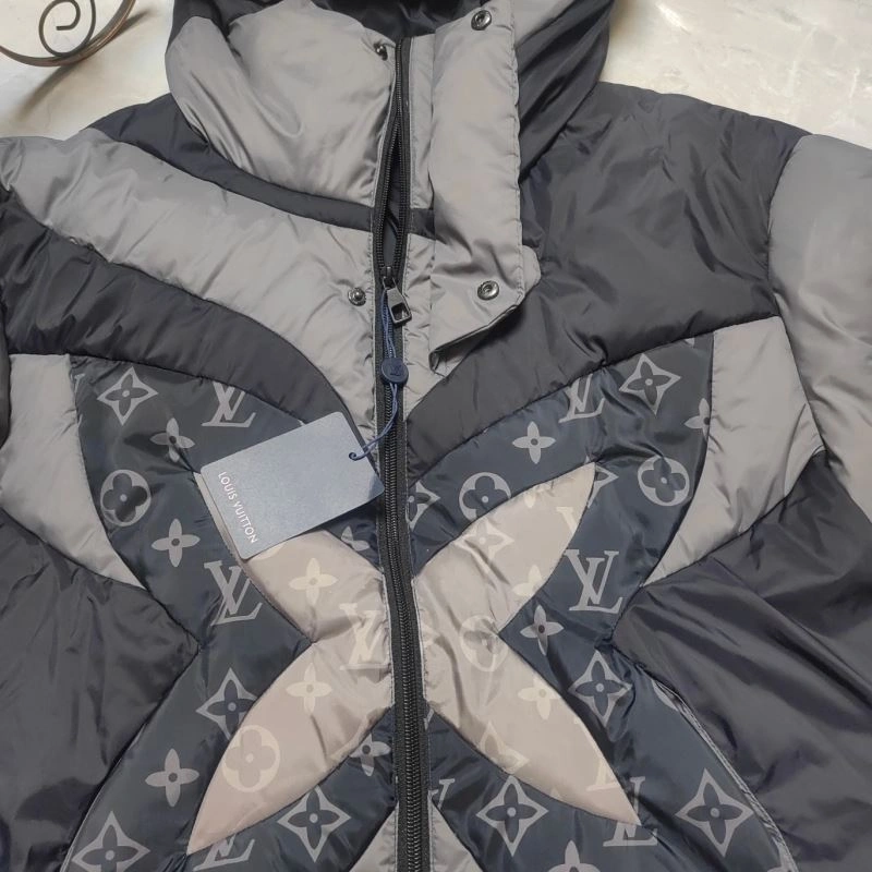Trendsetting Louis Vuitton Down Jackets 139302