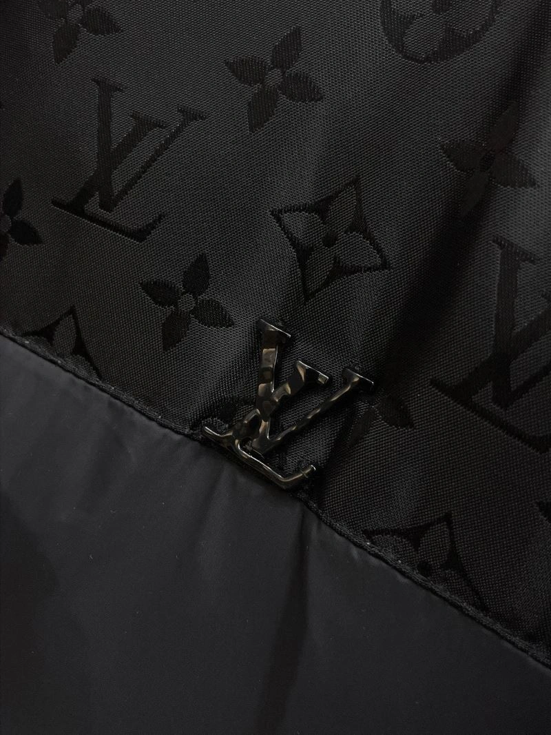 Compact Louis Vuitton Down Jackets 139296
