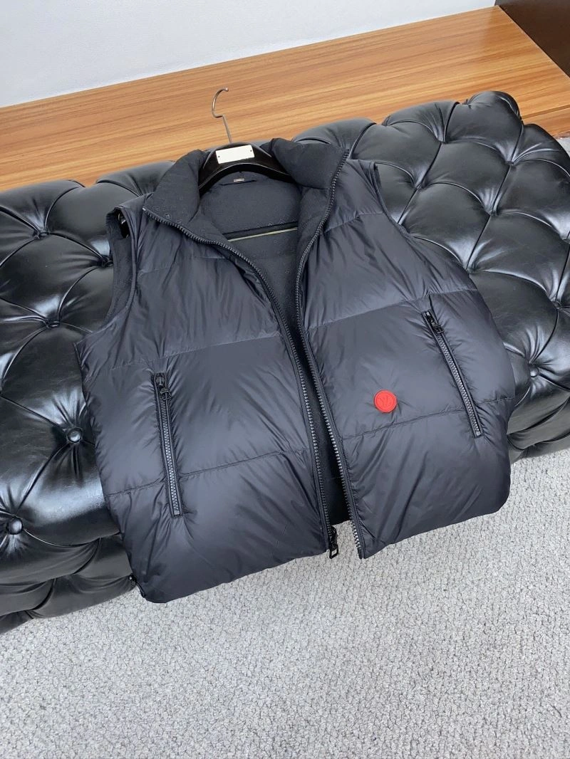 Louis Vuitton Down Jackets Sporty 139298