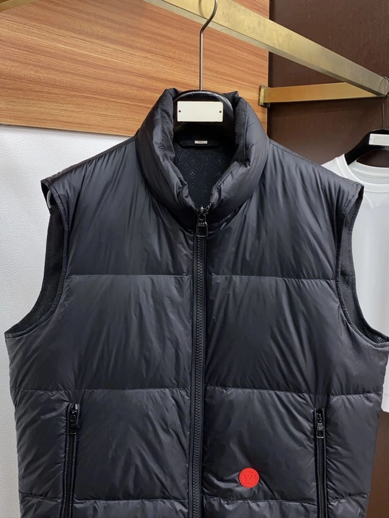 Louis Vuitton Down Jackets Sporty 139298