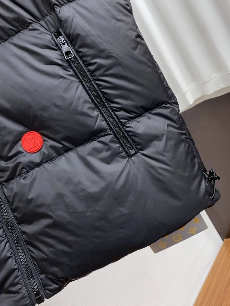 Louis Vuitton Down Jackets Sporty 139298