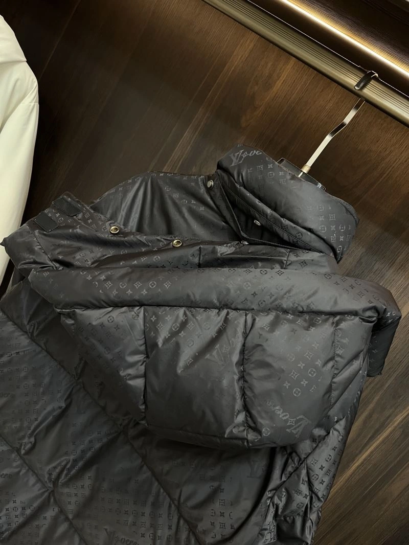 Louis Vuitton Down Jackets UrbanChic 139297