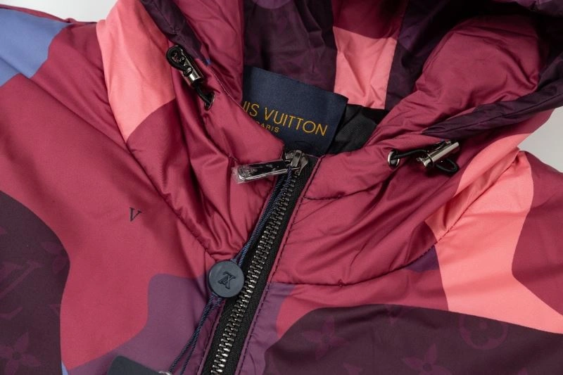 Compact Louis Vuitton Down Jackets 139280