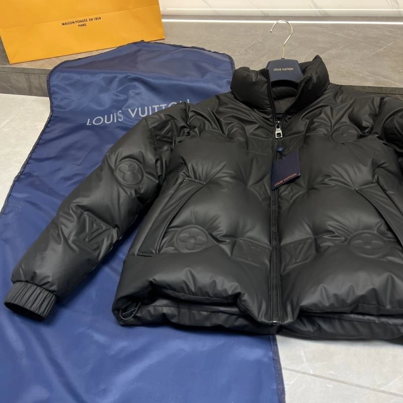 Vibrant Louis Vuitton Down Jackets 139289