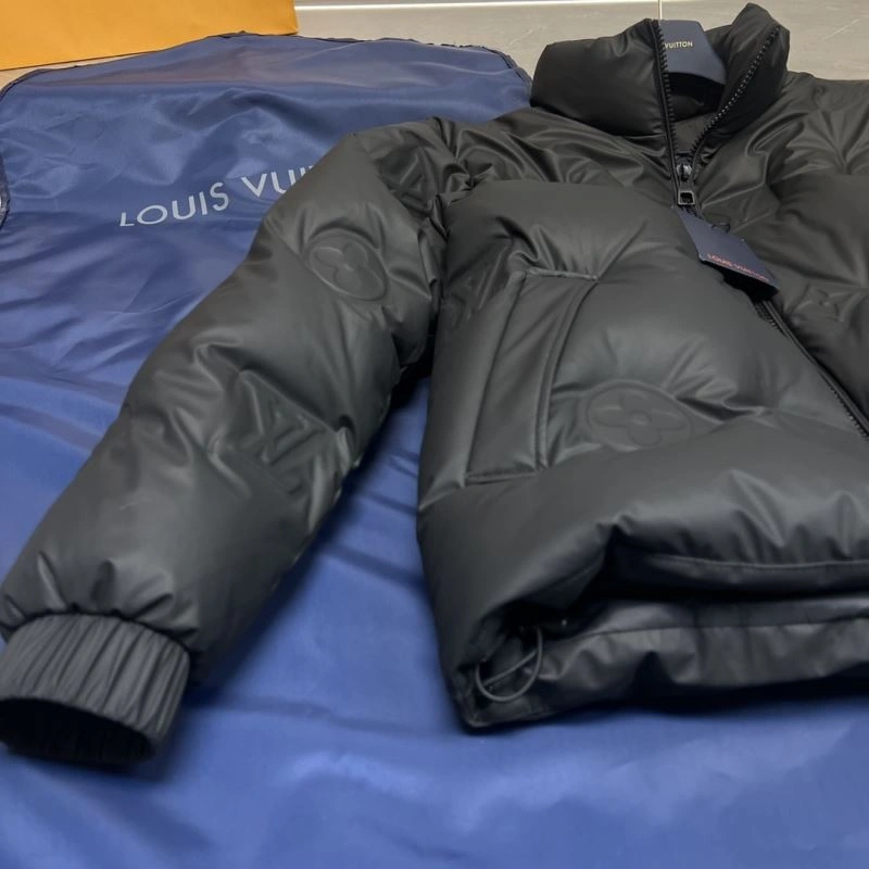 Vibrant Louis Vuitton Down Jackets 139289