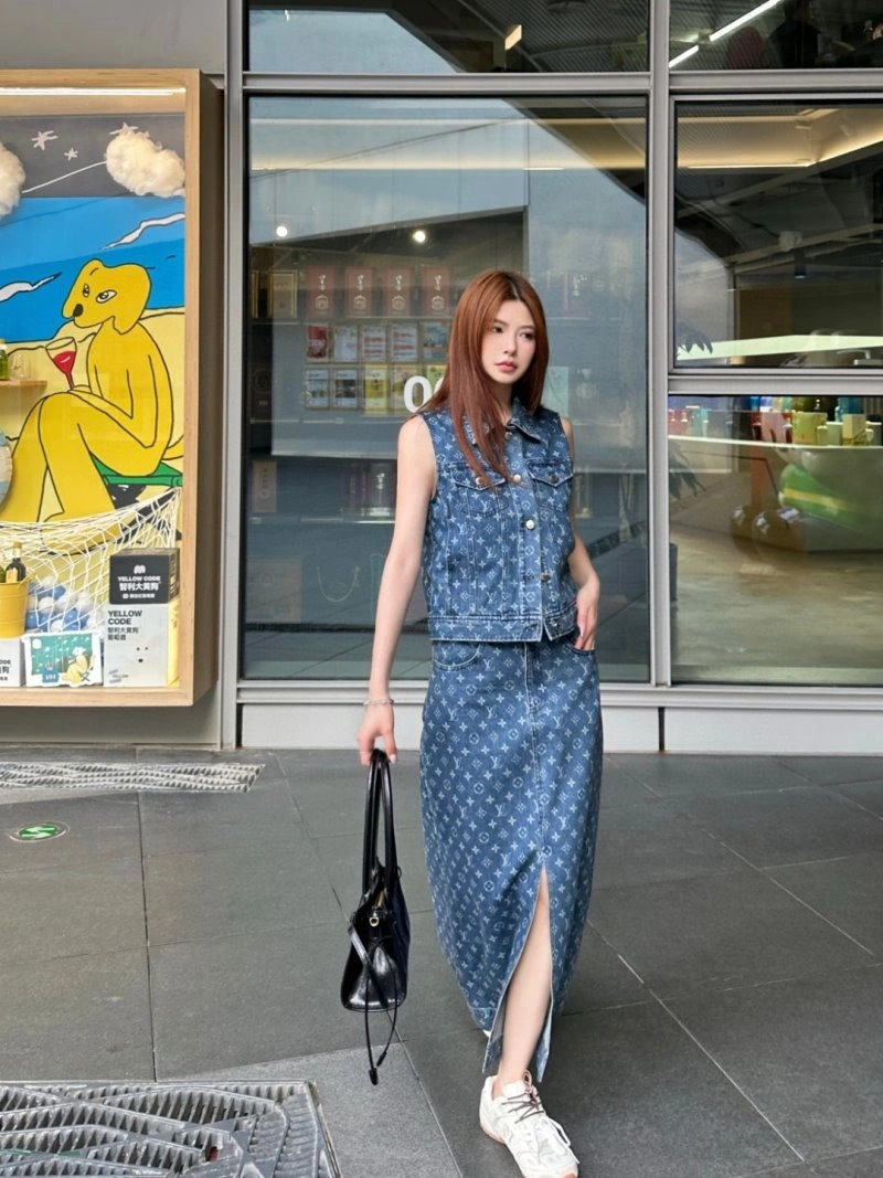 Louis Vuitton Dress Suits Affordable 131184